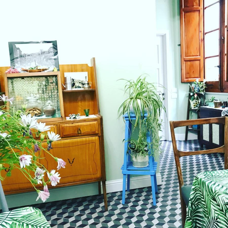 Bed and Breakfast Jacaranda Кальяри Экстерьер фото